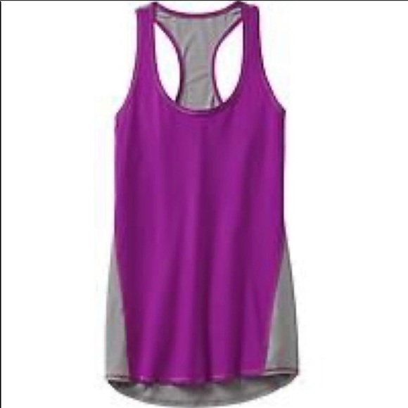 EUC Athleta Colorblock Chi Tank dark razzle - Picture 3 of 11